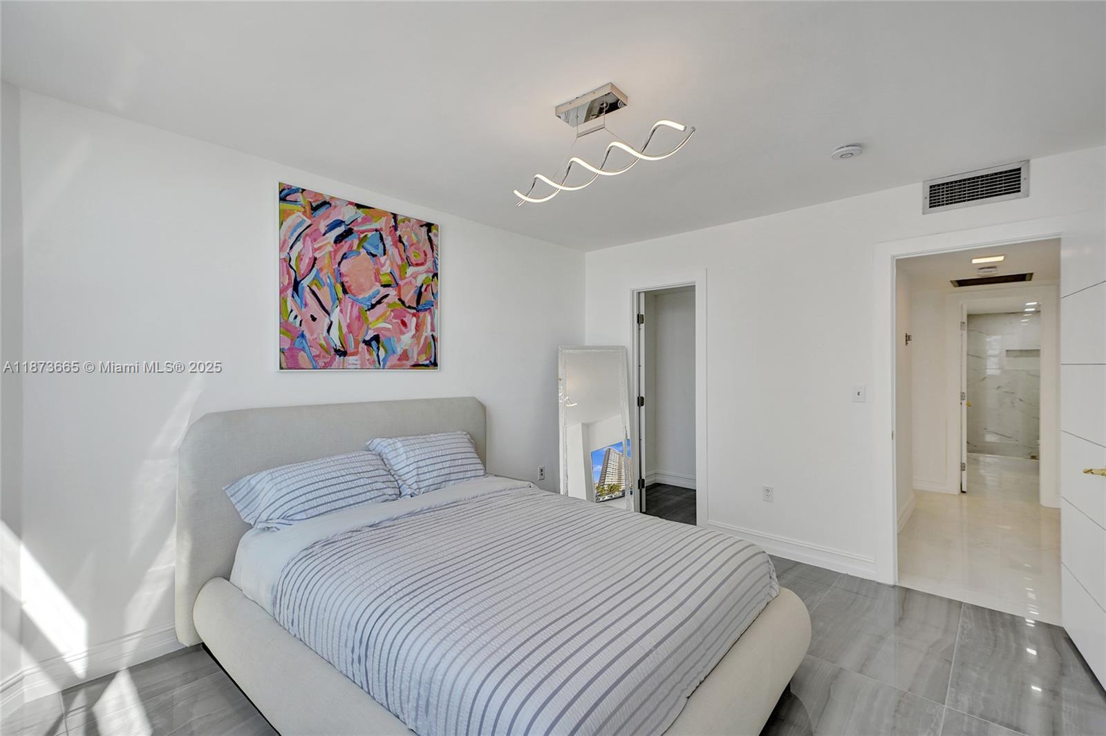 HEMISPHERES CONDO - Residential