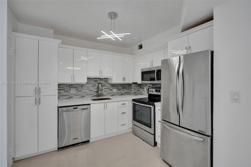 Photo of 1950 S Ocean Dr #8J, Hallandale Beach, FL 33009 (MLS # A11873665)