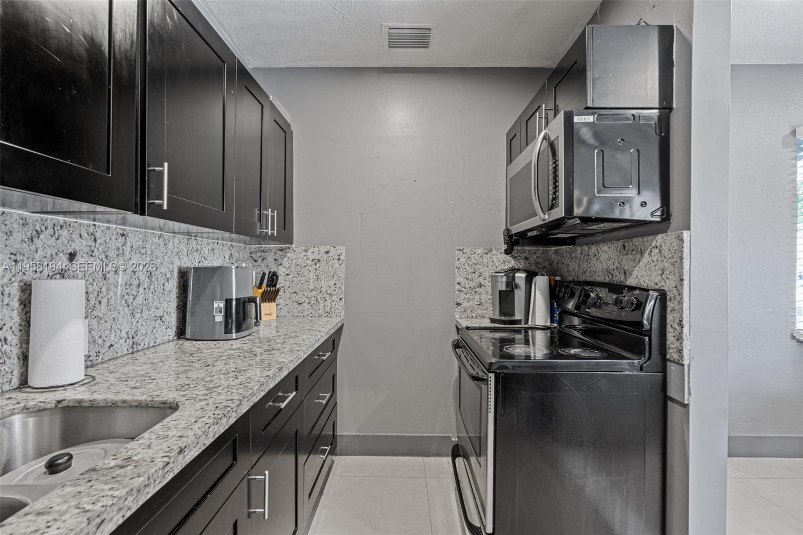 17TH AVE MANOR 1ST ADDN - Residential Income