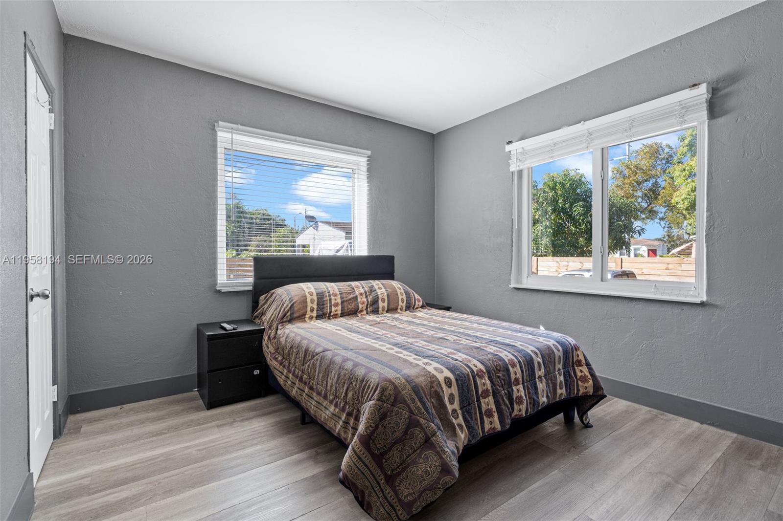 17TH AVE MANOR 1ST ADDN - Residential Income