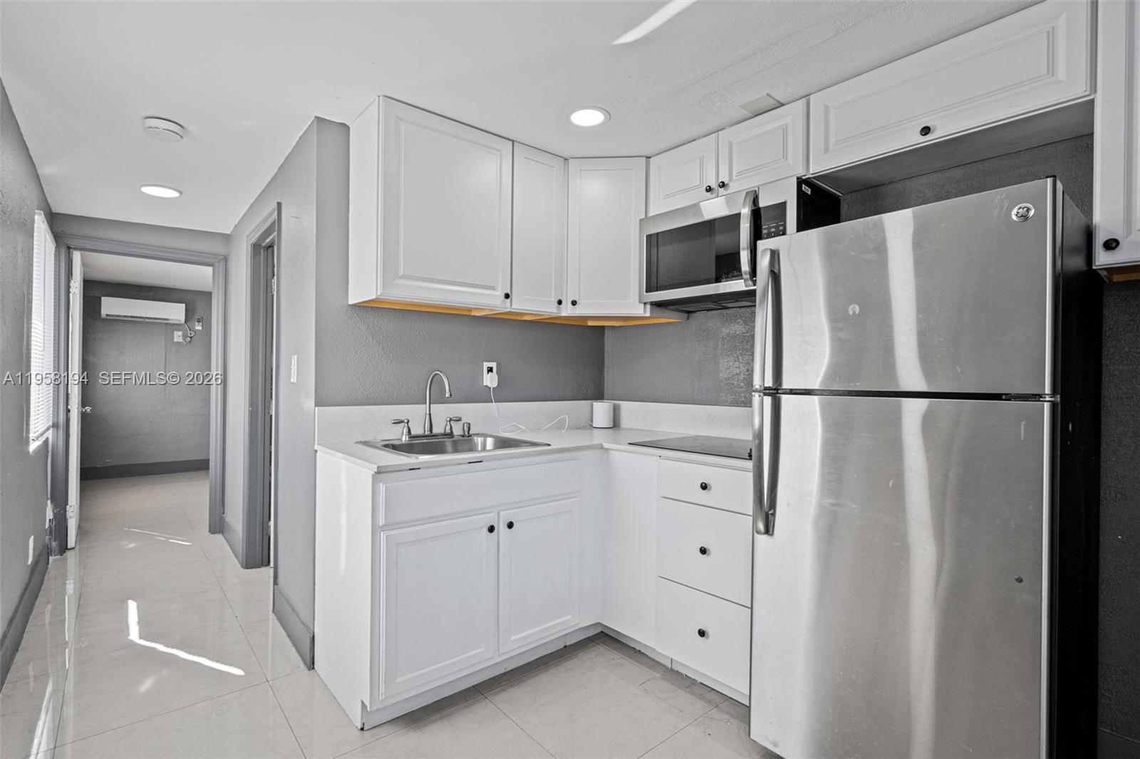 17TH AVE MANOR 1ST ADDN - Residential Income