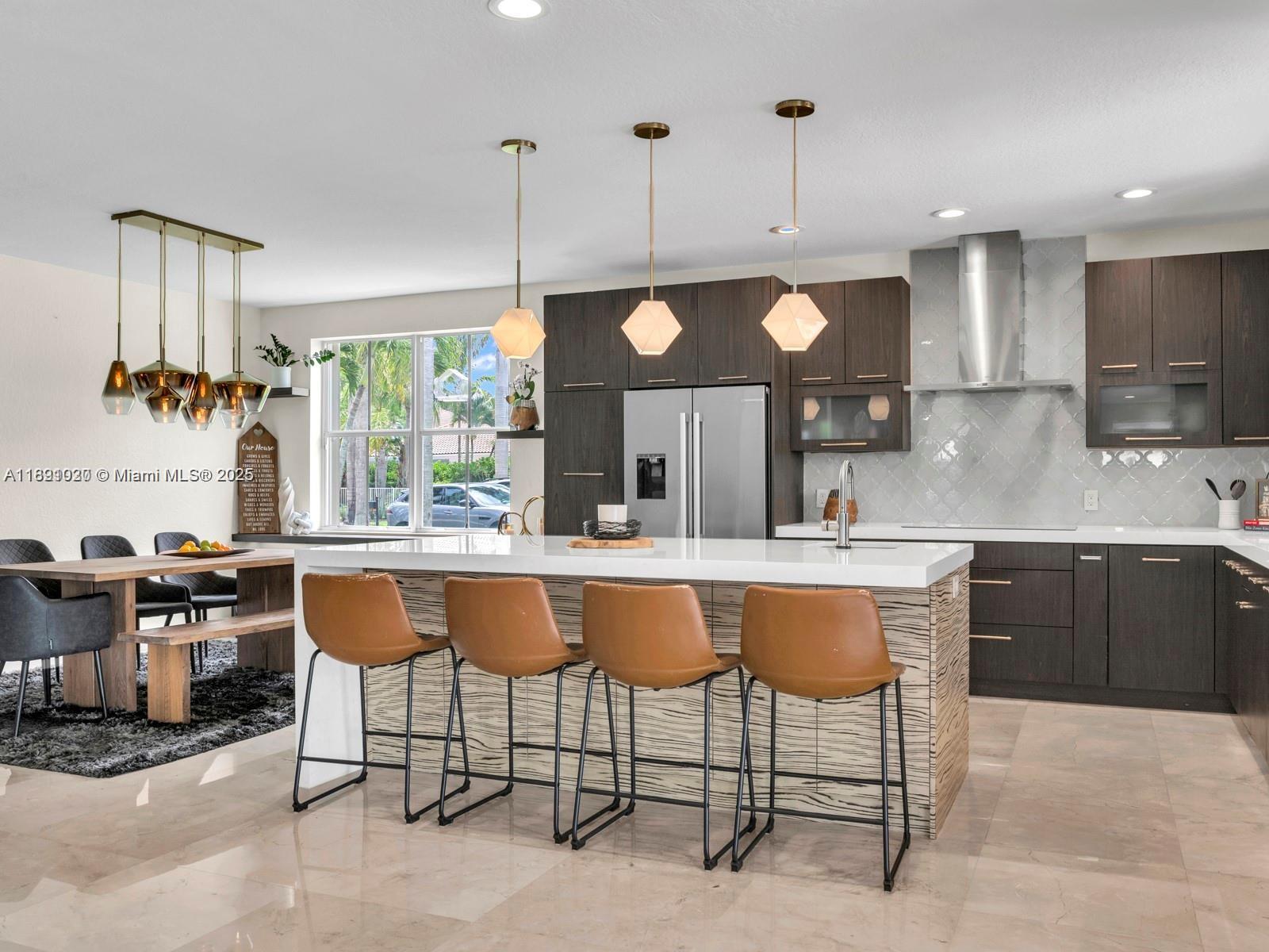 WESTON HILLS - Residential