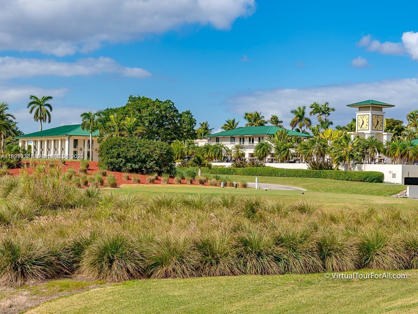 WESTON HILLS - Residential