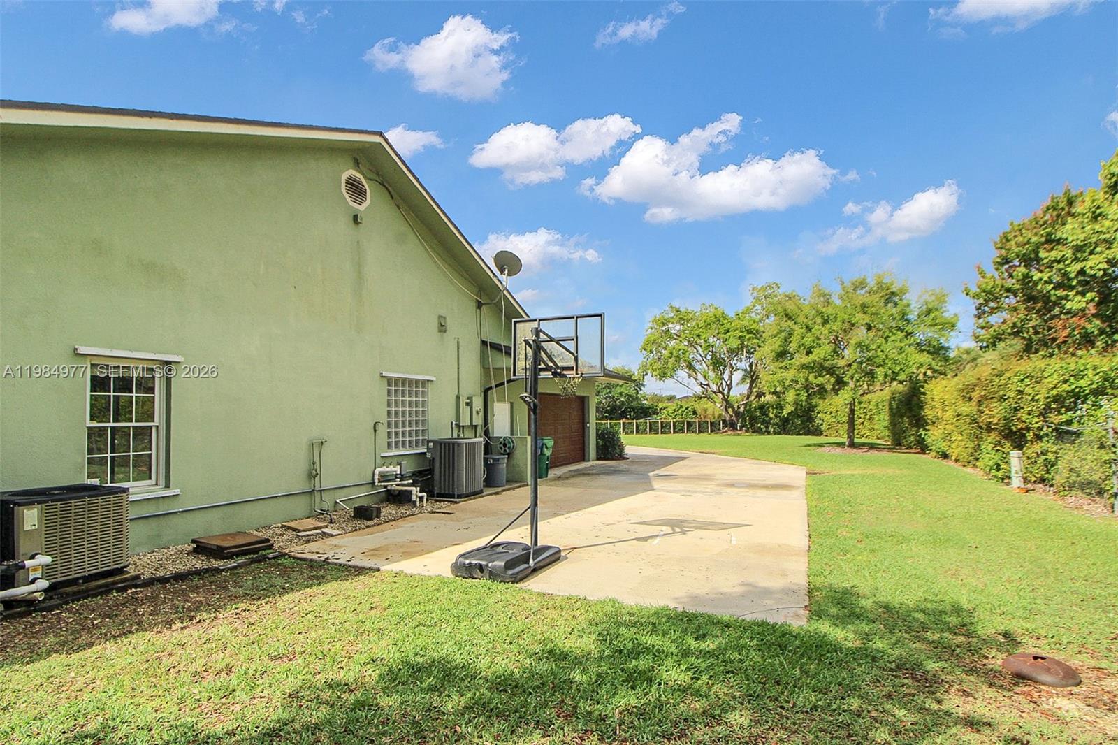 THE REDLANDS SEC 1 - Residential