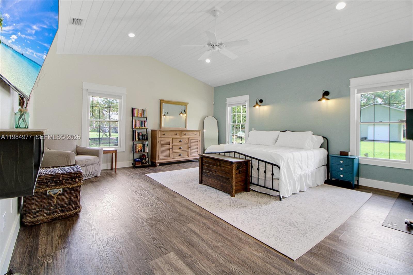 THE REDLANDS SEC 1 - Residential