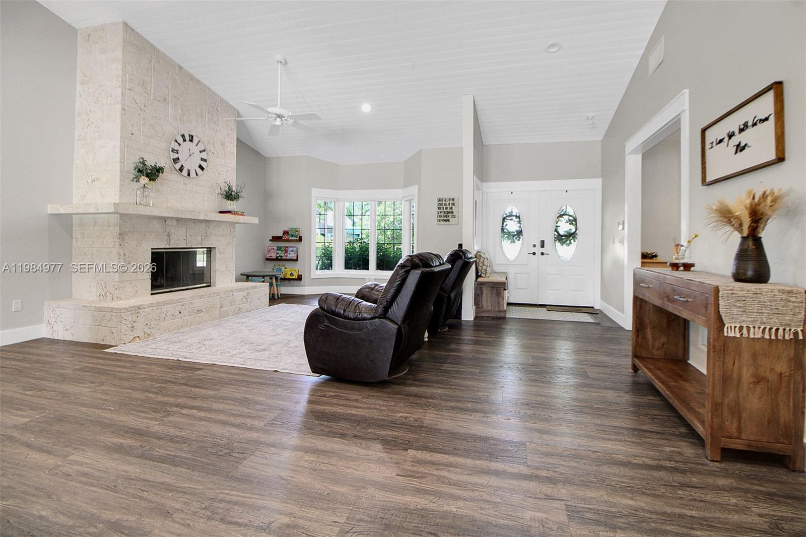 THE REDLANDS SEC 1 - Residential