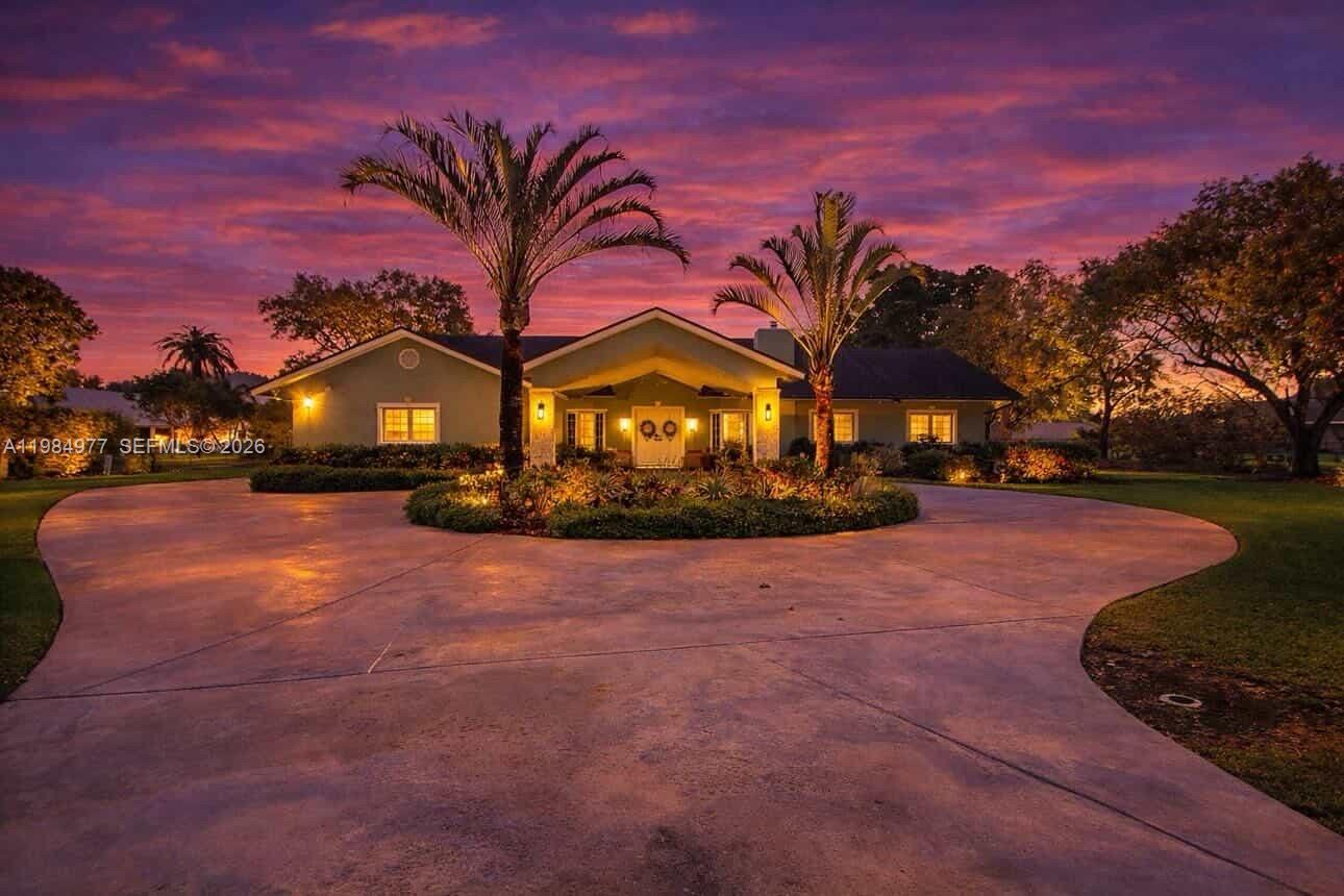 THE REDLANDS SEC 1 - Residential