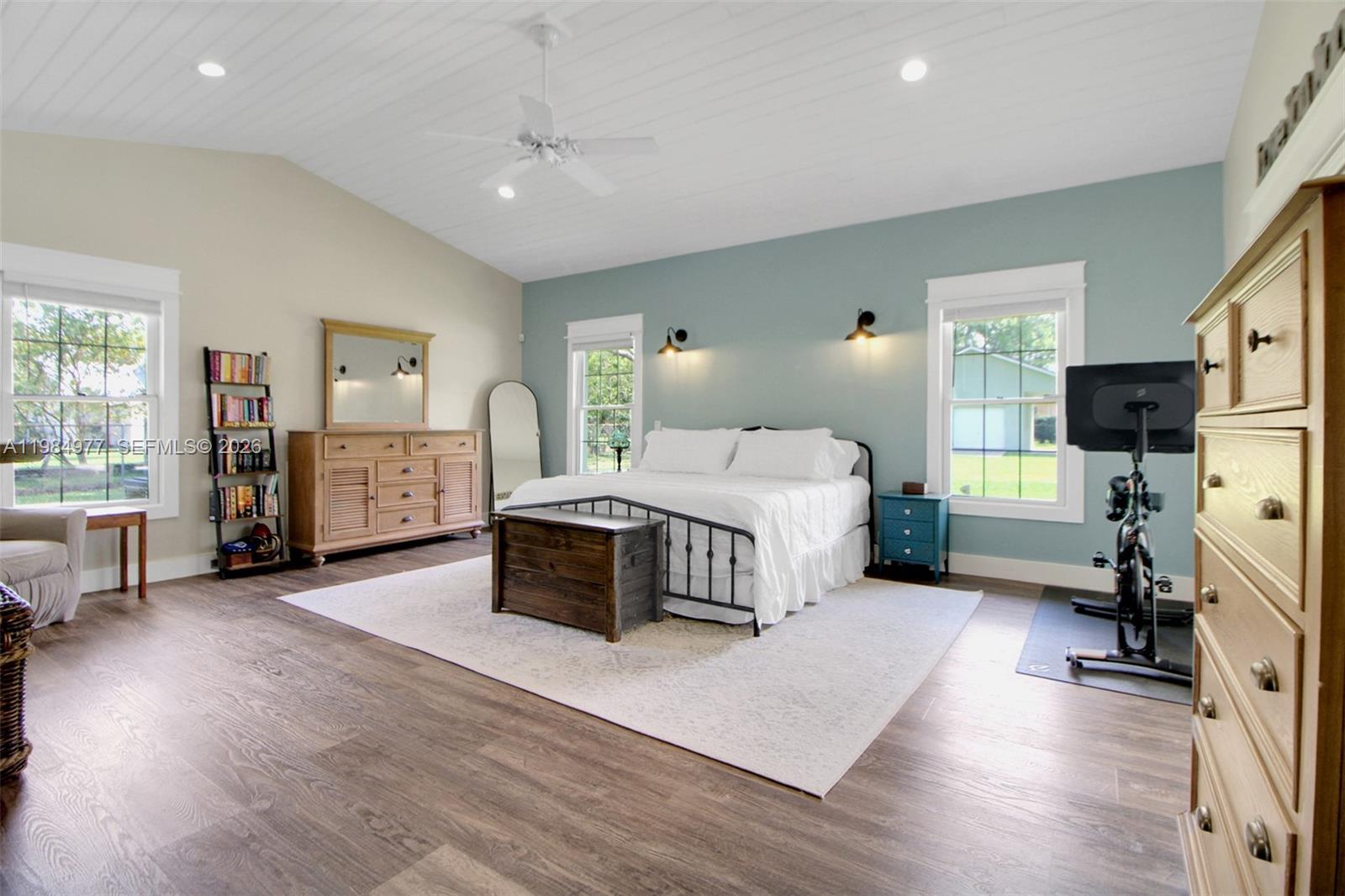 THE REDLANDS SEC 1 - Residential