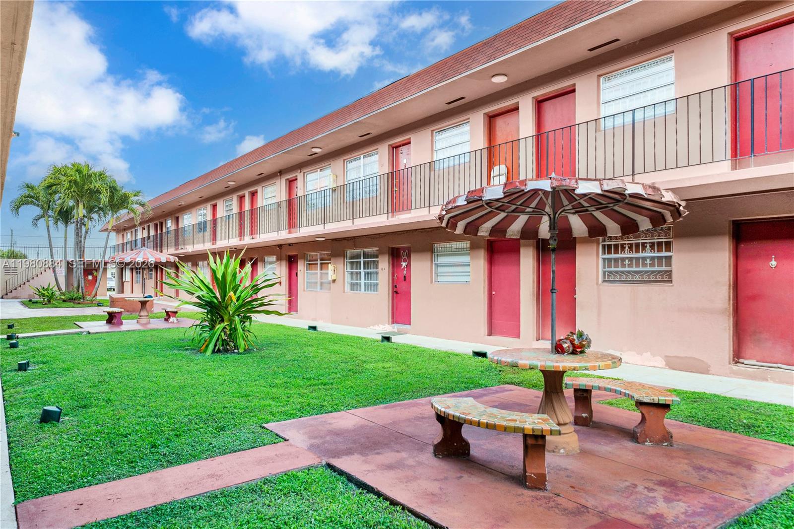 CALUMET CONDO - Residential