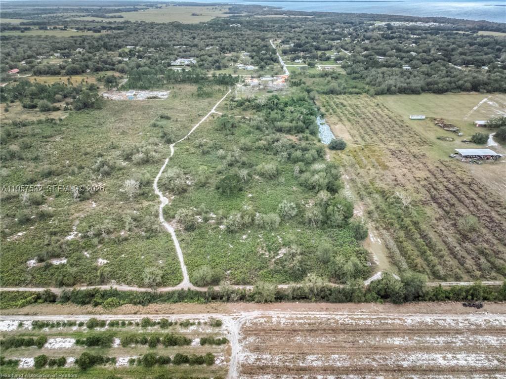 HOLIDAY LAKE ESTATE - Land