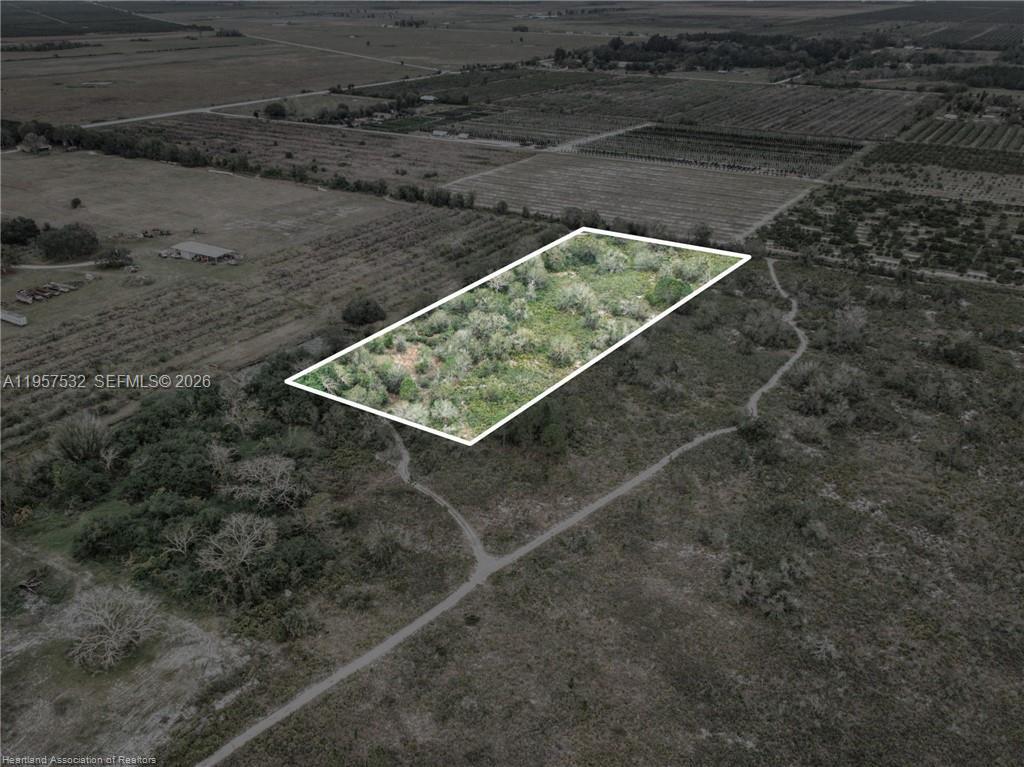 HOLIDAY LAKE ESTATE - Land