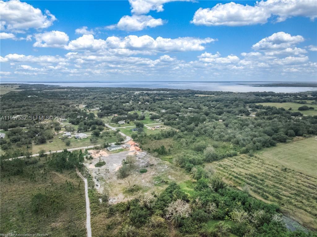 HOLIDAY LAKE ESTATE - Land