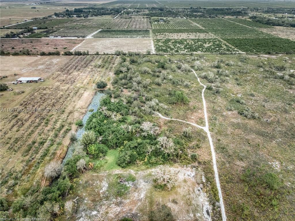 HOLIDAY LAKE ESTATE - Land