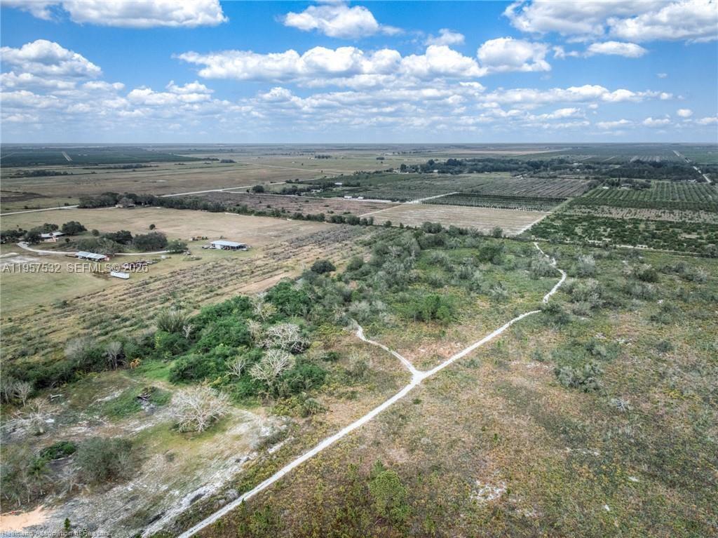 HOLIDAY LAKE ESTATE - Land