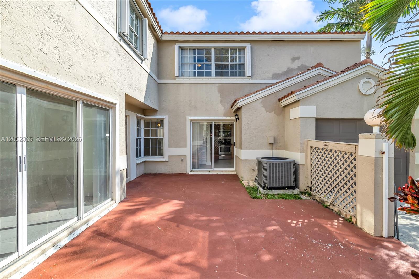 EMBASSY LAKES - Residential Lease