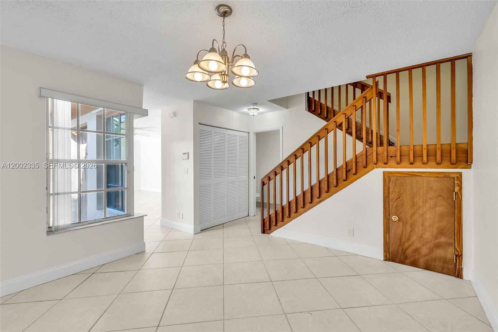 EMBASSY LAKES - Residential Lease