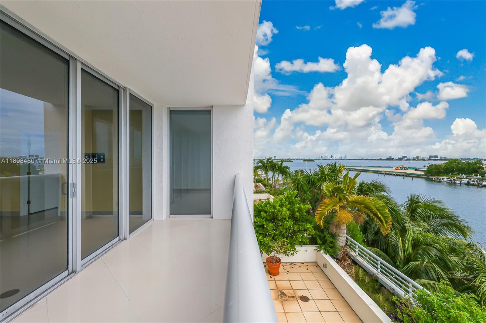 BLUE BAY TOWER CONDO - Residential Lease