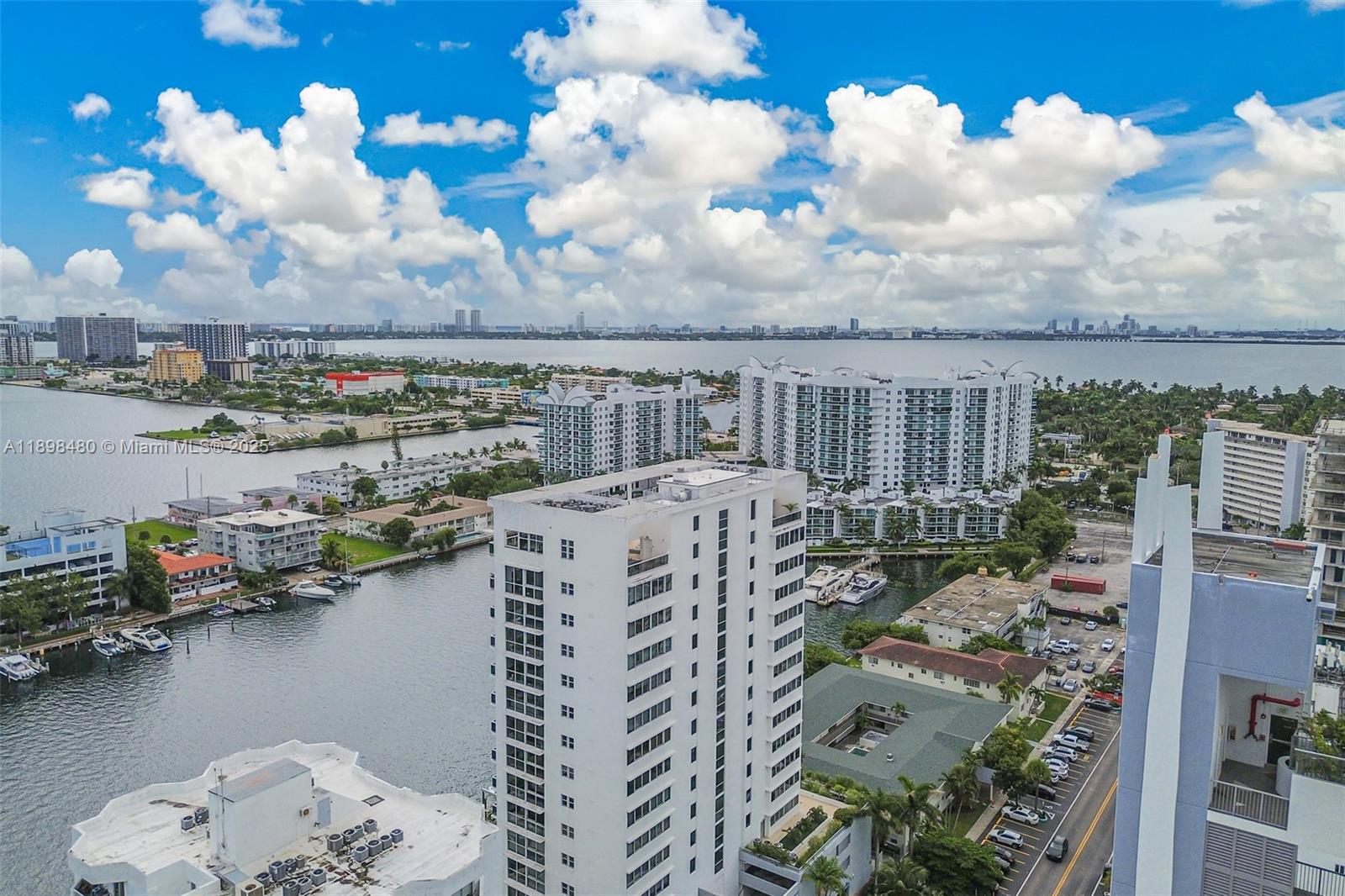 BLUE BAY TOWER CONDO - Residential Lease