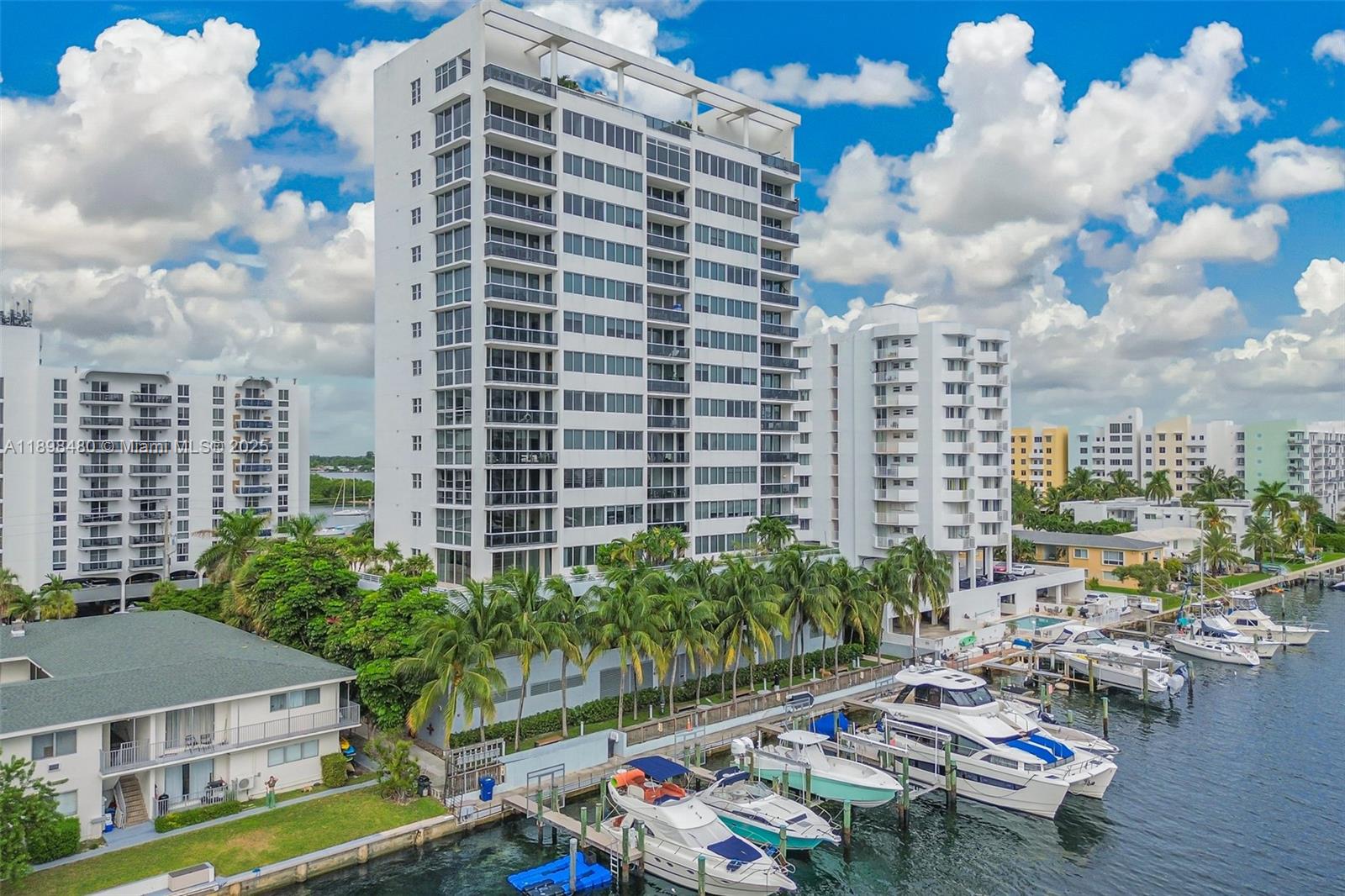 BLUE BAY TOWER CONDO - Residential Lease