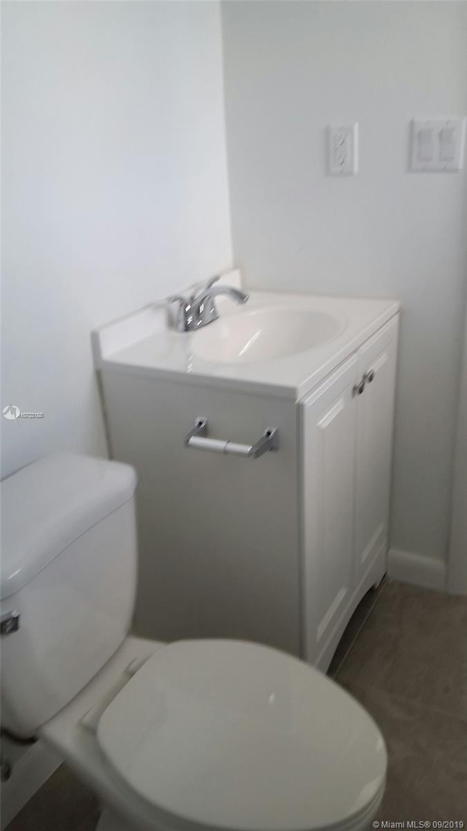 ISLE OF NORMANDY MIAMI VI - Residential Lease