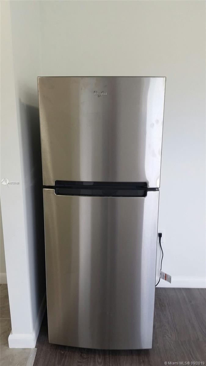 ISLE OF NORMANDY MIAMI VI - Residential Lease