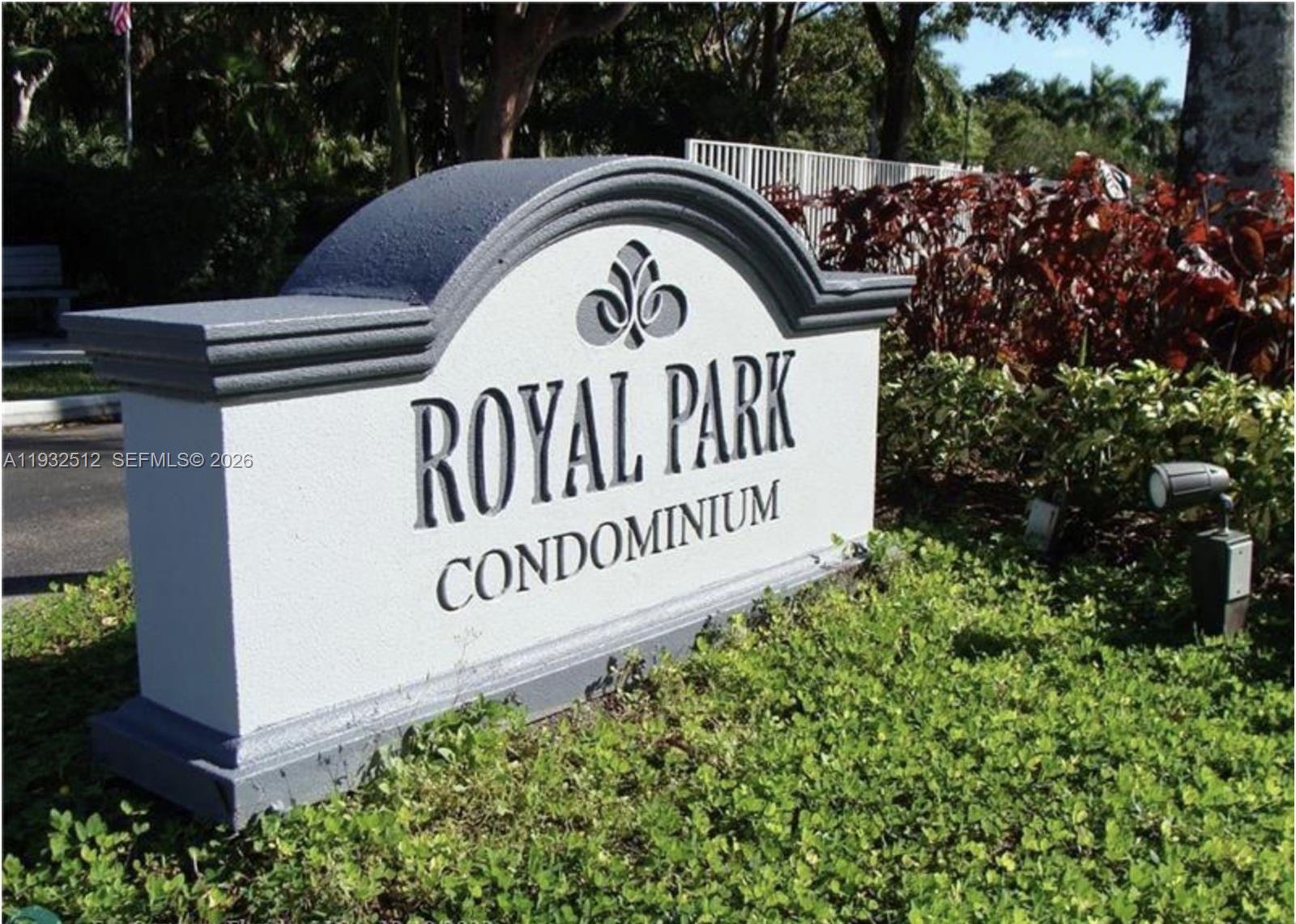 ROYAL PARK CONDO - Residential