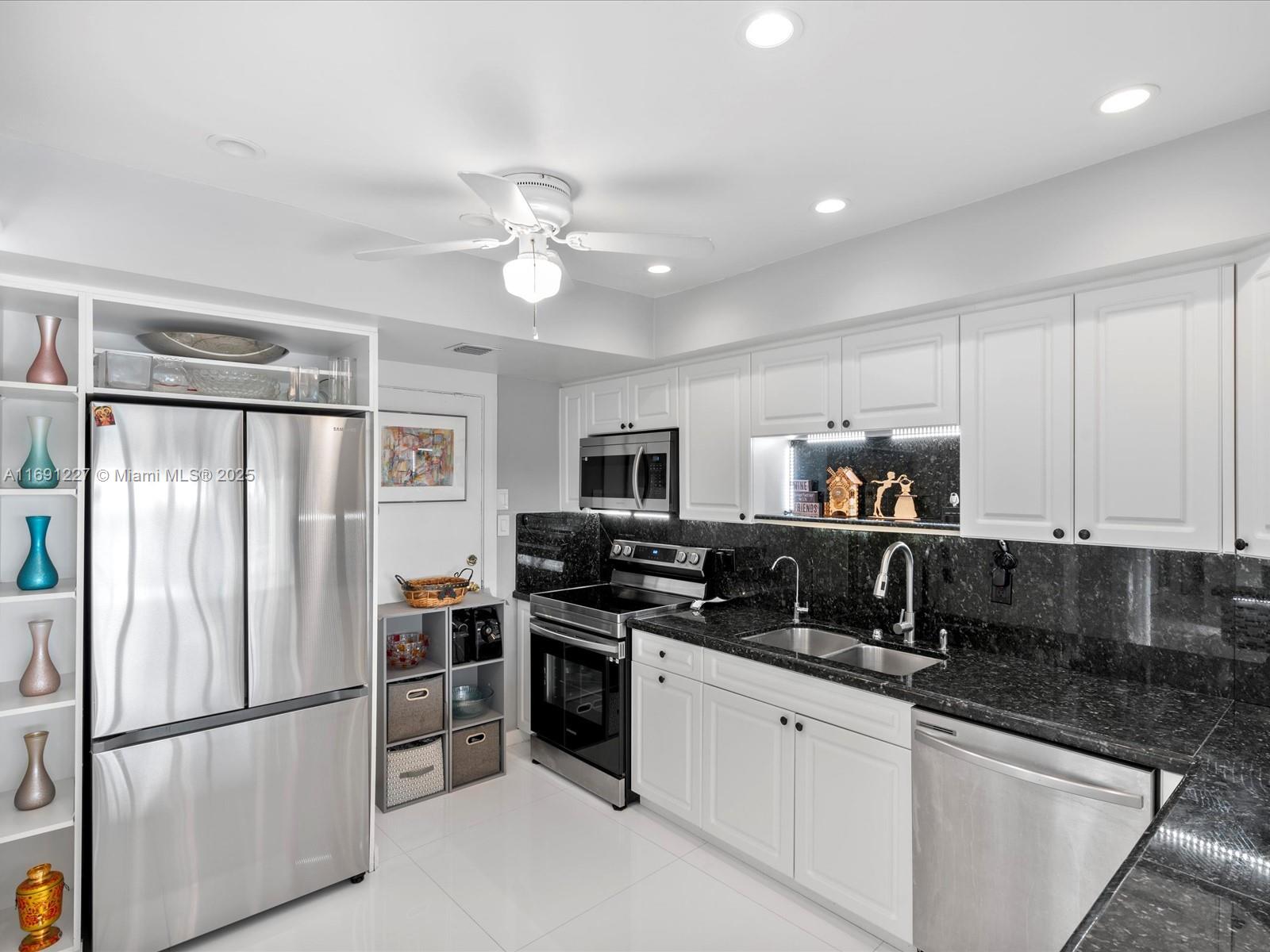 FAIRWAYS RIVIERA CONDO - Residential