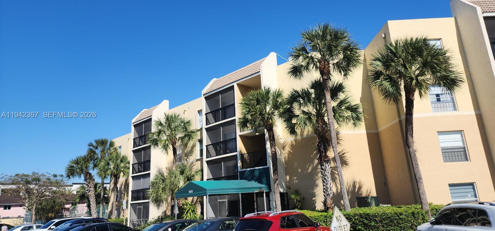 SANDORAL CONDO PH I - Residential