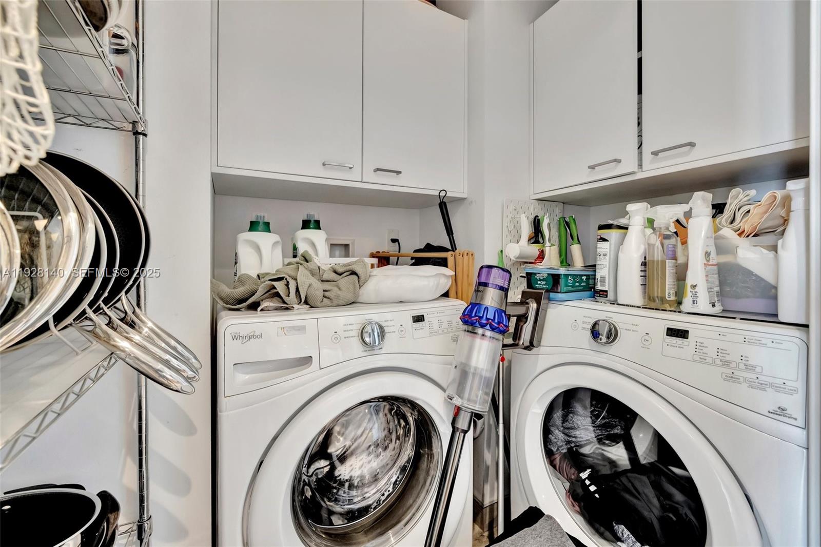 MARINA PALMS RESIDENCES - Residential Lease