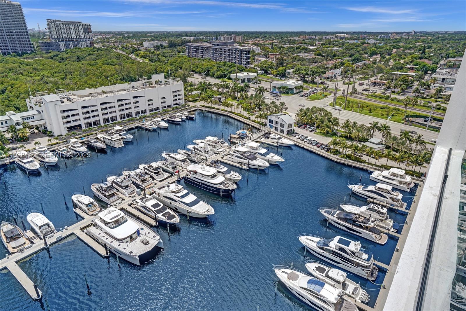 MARINA PALMS RESIDENCES - Residential Lease