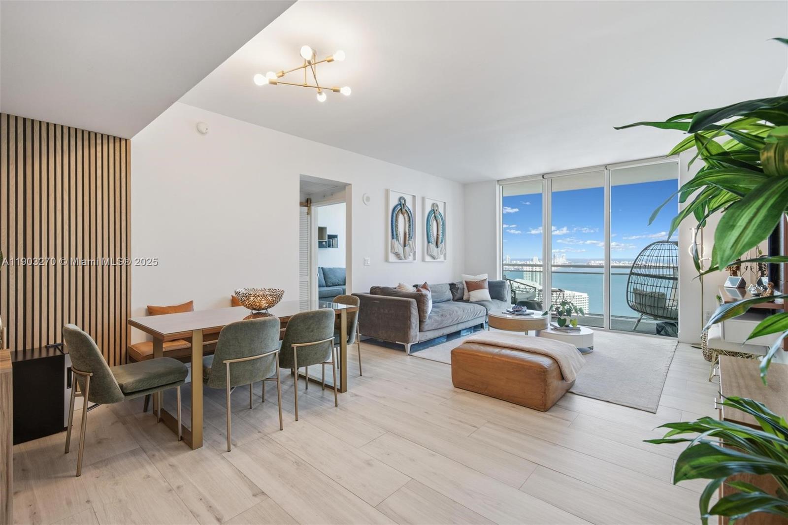 THE PLAZA 901 BRICKELL CO - Residential Lease