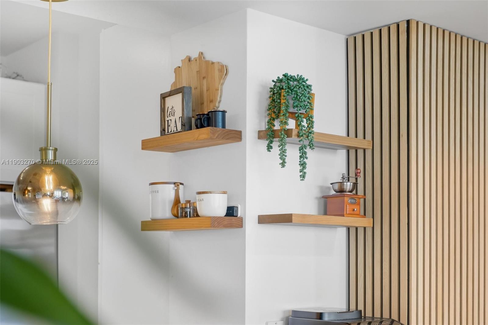 THE PLAZA 901 BRICKELL CO - Residential Lease