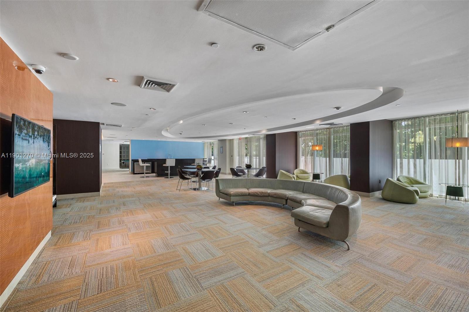 THE PLAZA 901 BRICKELL CO - Residential Lease