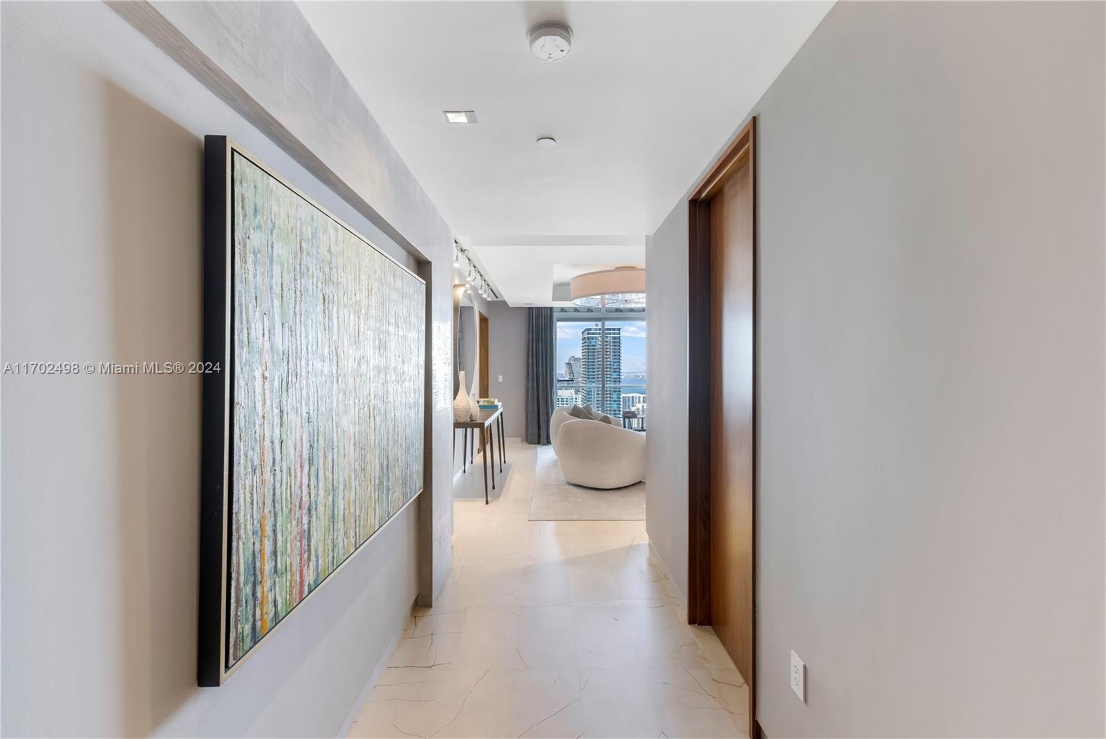 Four Seasons Residences - Residential