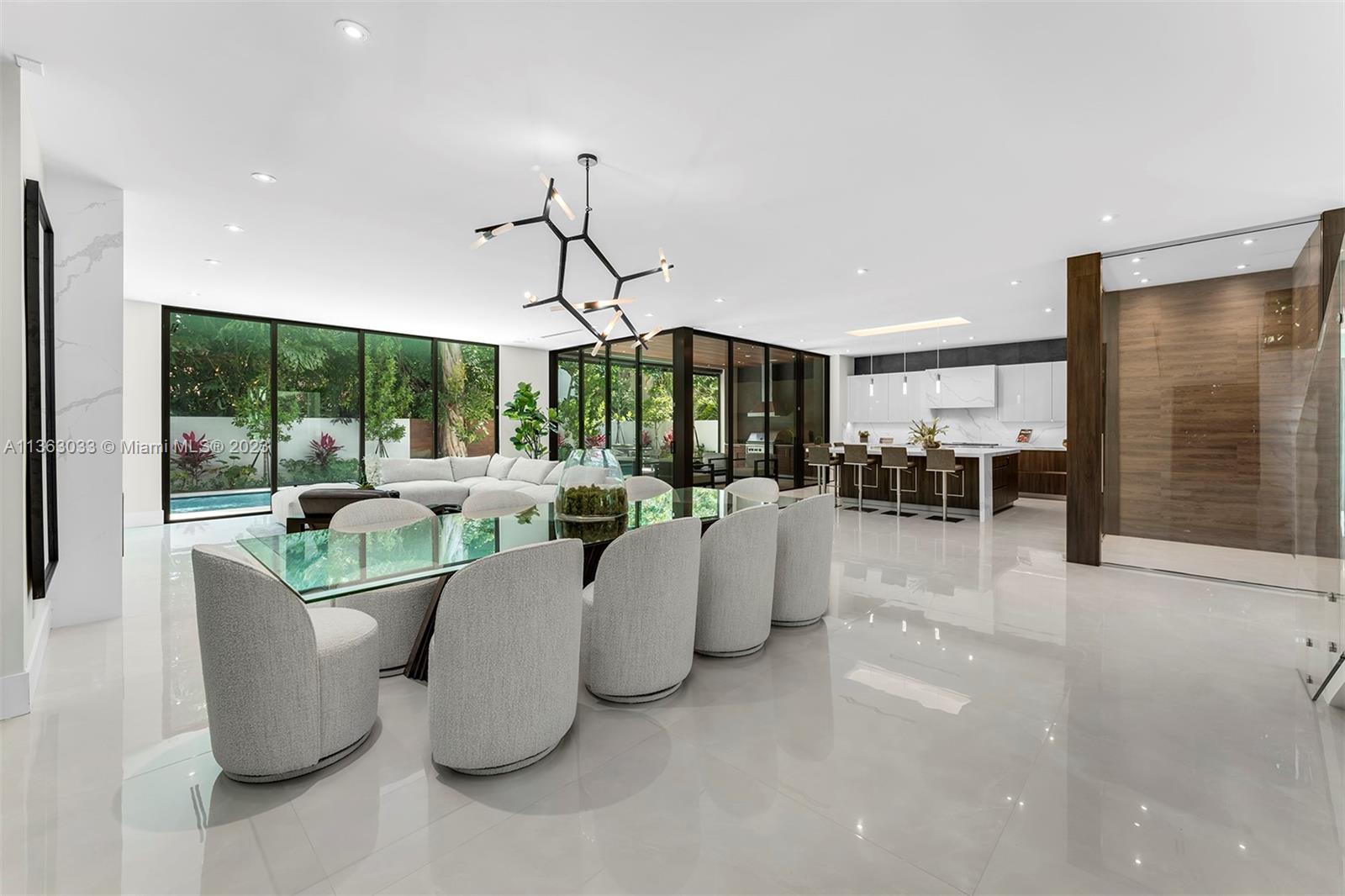 SUNSHINE VISTAS - Residential