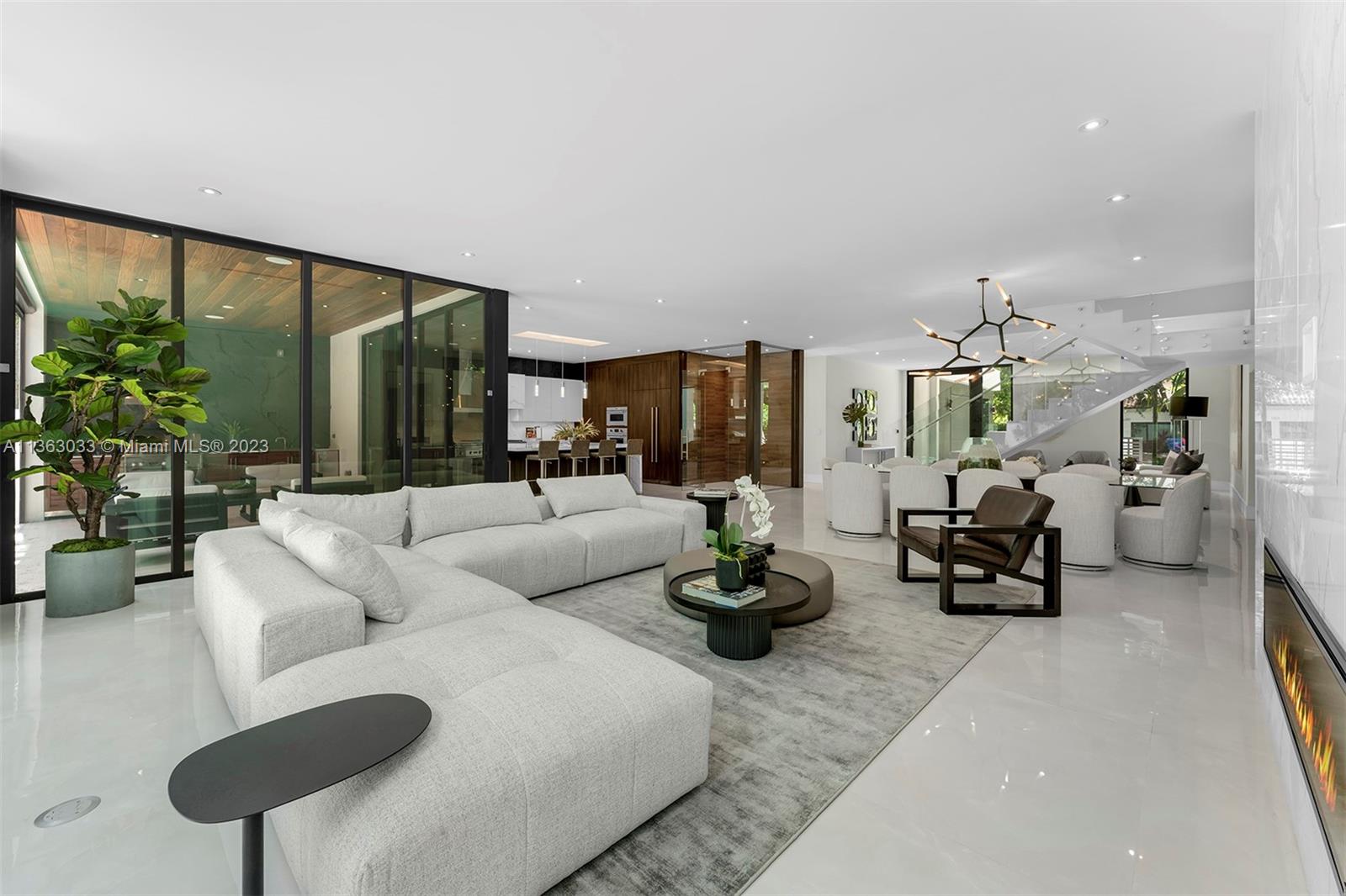 SUNSHINE VISTAS - Residential