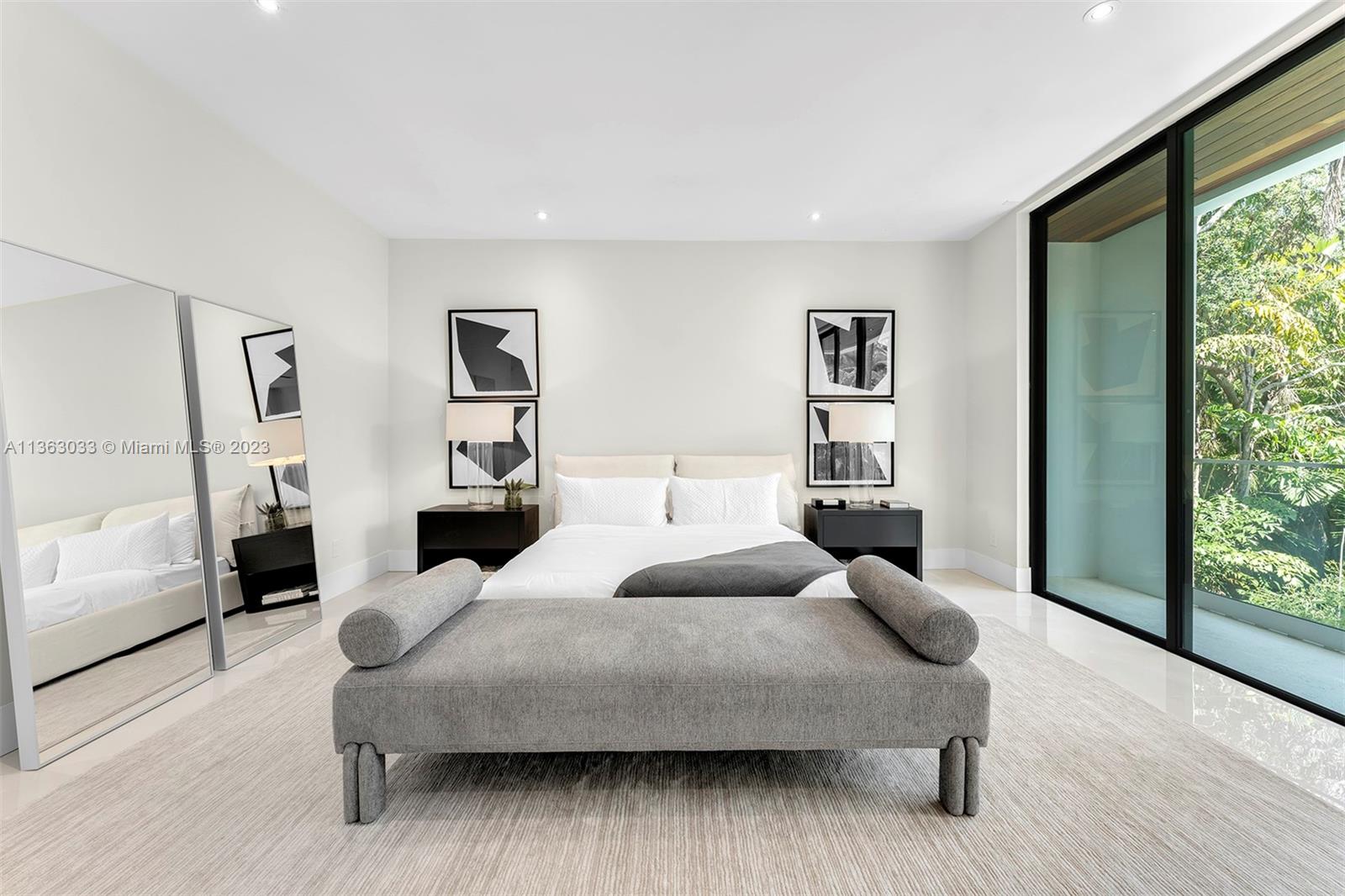 SUNSHINE VISTAS - Residential