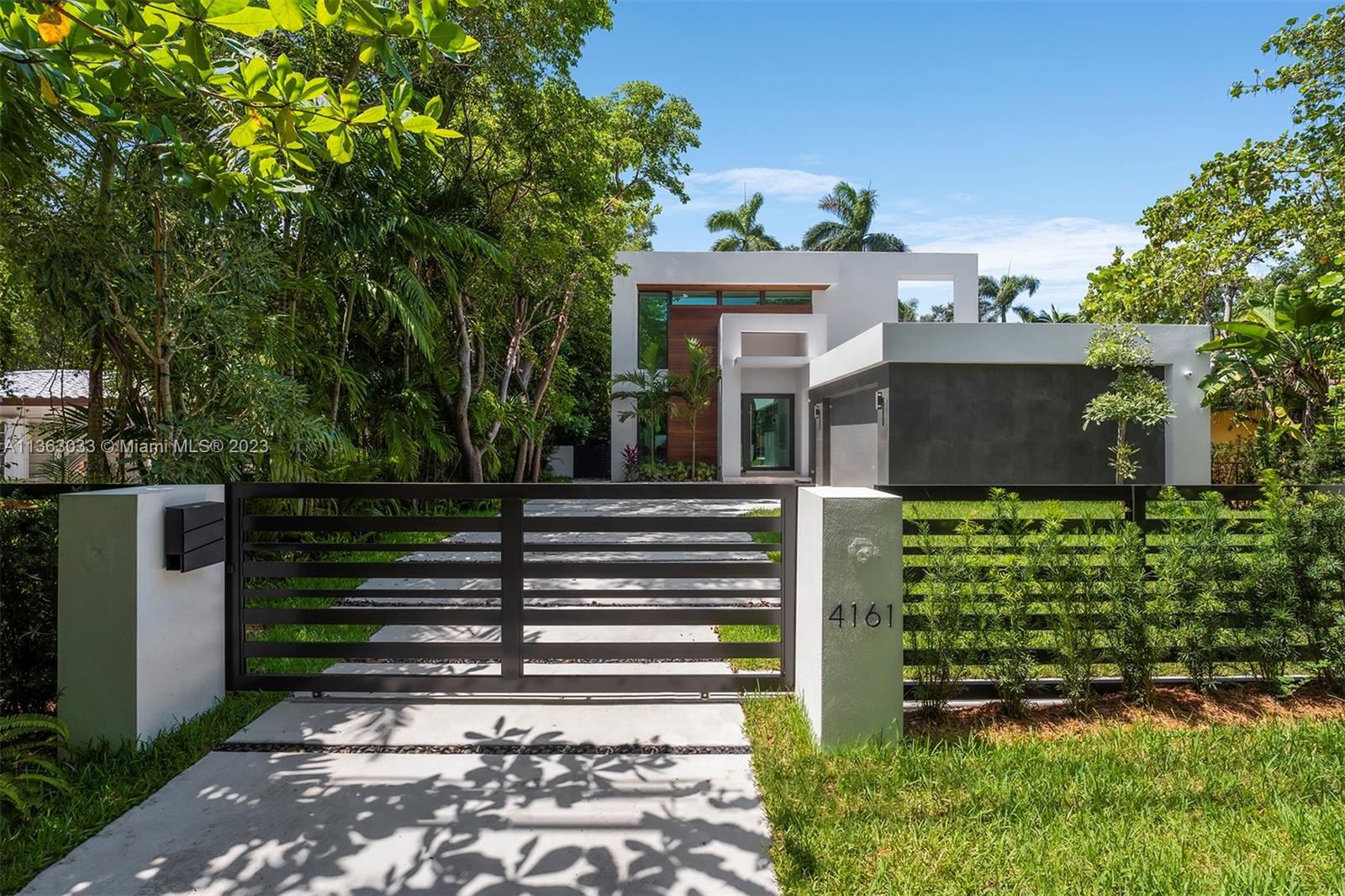 SUNSHINE VISTAS - Residential