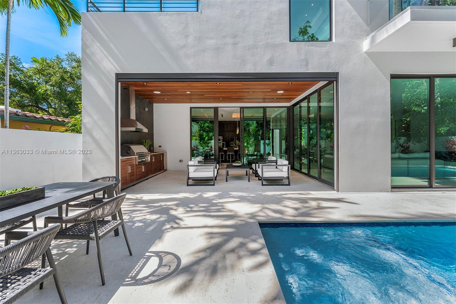 SUNSHINE VISTAS - Residential