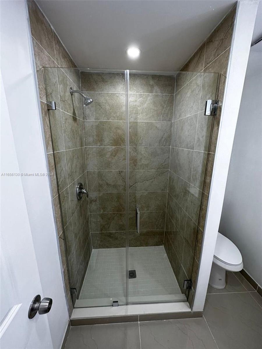 SUN-TAN VILLAGE SEC 3 - Residential Lease