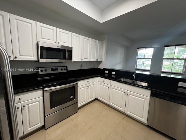 ST MORTIZ AT DORAL CONDO - Residential Lease