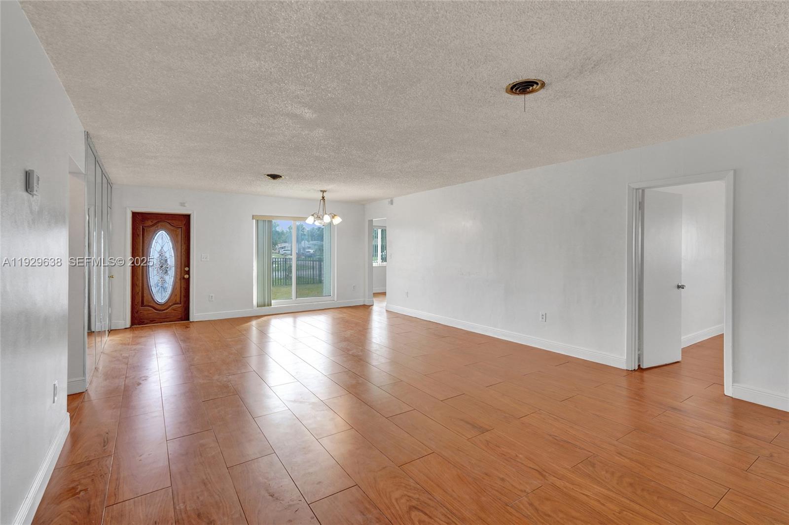 BELL GARDENS - Residential