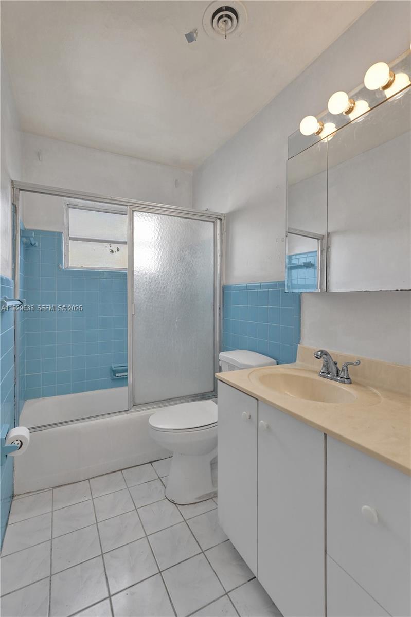 BELL GARDENS - Residential