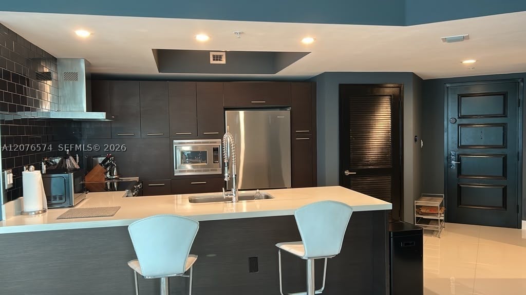 250 Sunny Isles Blvd 3-1403