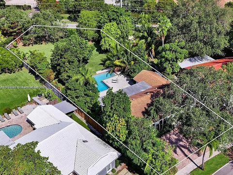 21440 Highland Lakes Blvd Miami FL 33179