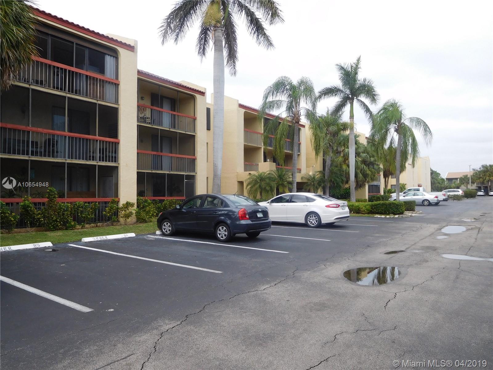 VISTA GARDENS 1 CONDO - Residential Lease