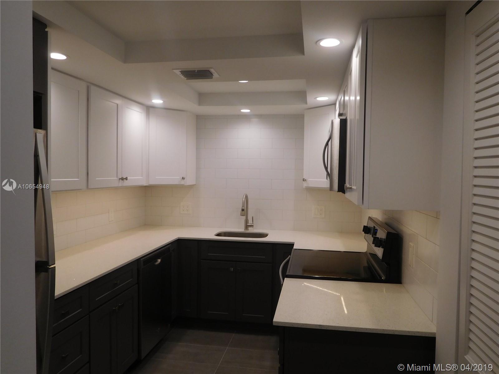 VISTA GARDENS 1 CONDO - Residential Lease