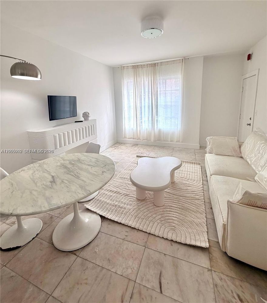Front unit with amazing natural light, brand new hurricane proof windows and brand new designer furnishings. Part of the FIRST BOUTIQUE RESIDENCE LUXURY COLLECTION, First On 8th is a Real Art Deco Gem, Completely Restored with the highest taste, Decorative Fire Place, full Marble bathroom and flooring. Wonderful Location. Walking distance to SoBe's Paradisiacal Beaches,South of Fifth and Next to Flamingo Park.