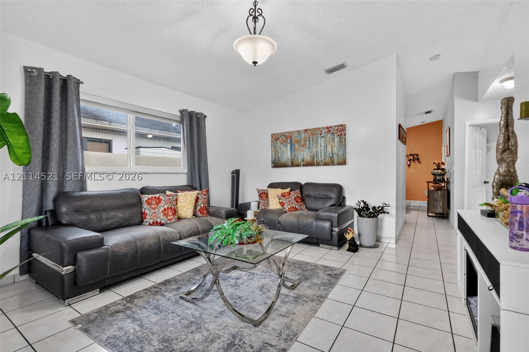 2427 W 70th Pl