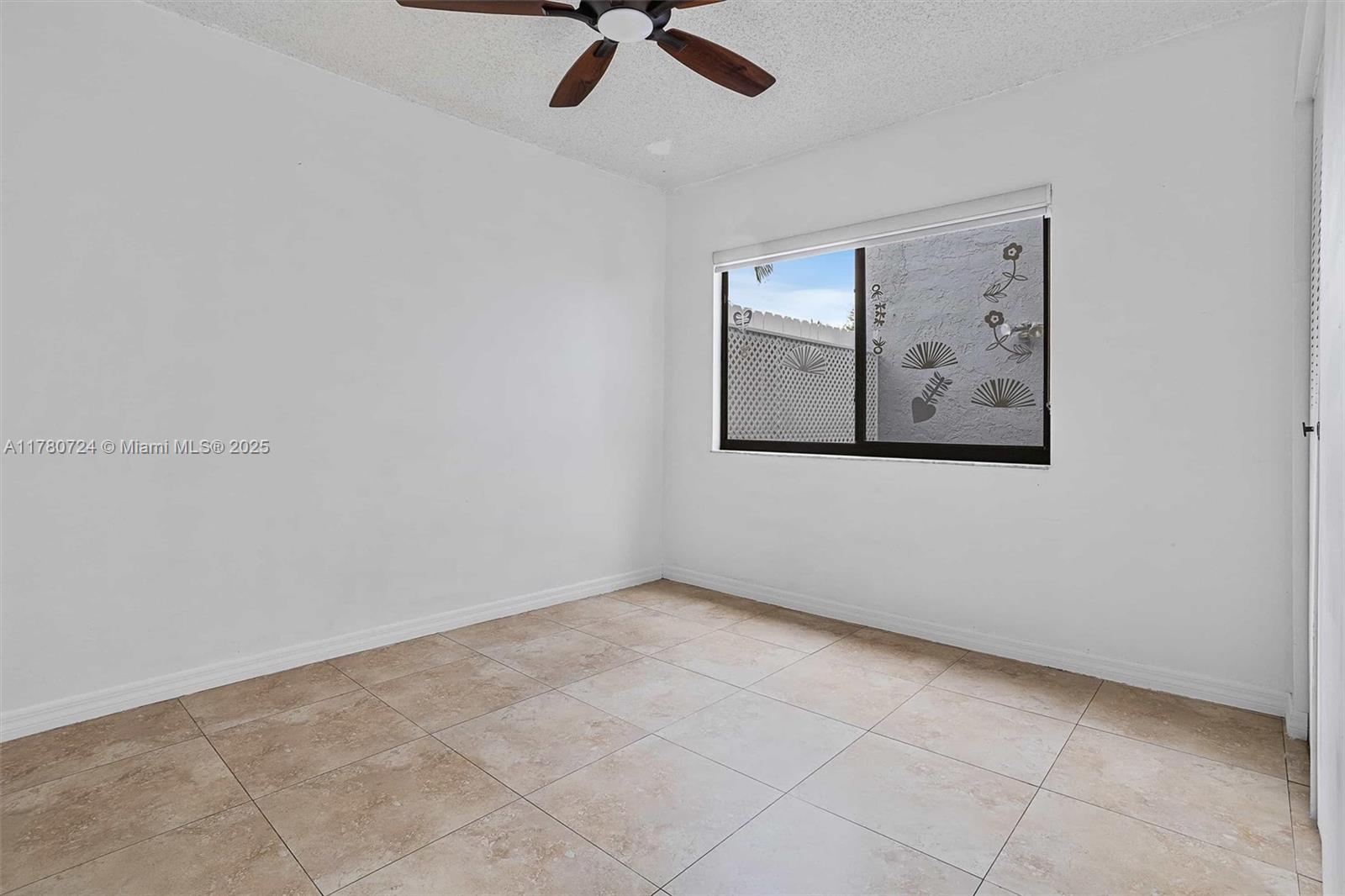 JACARANDA PARCEL 338 - Residential